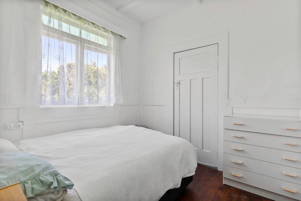 18 Leslie Avenue (26)