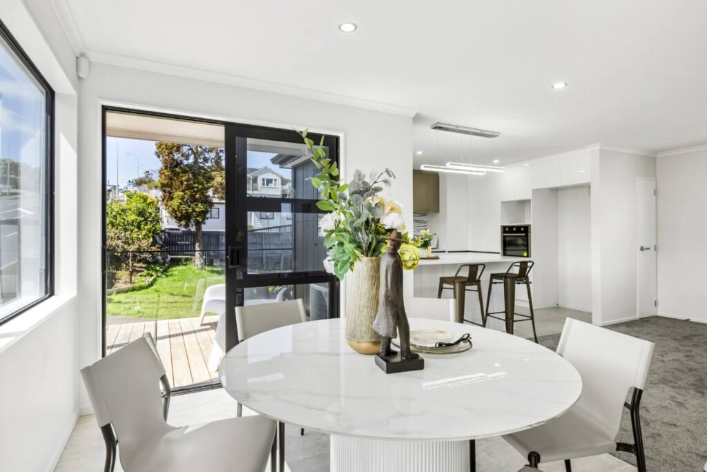 1-99 Tiverton Road New Windosor - Property by Mona Lisa Real Estate (3)